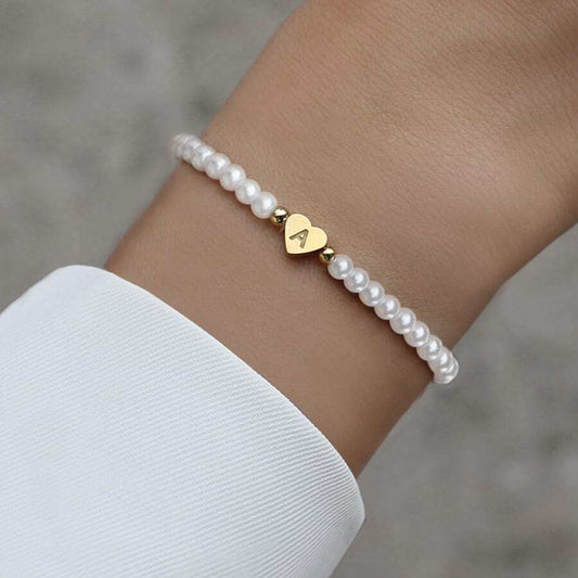 Personalized pearl bracelet with heart & initials - engraving